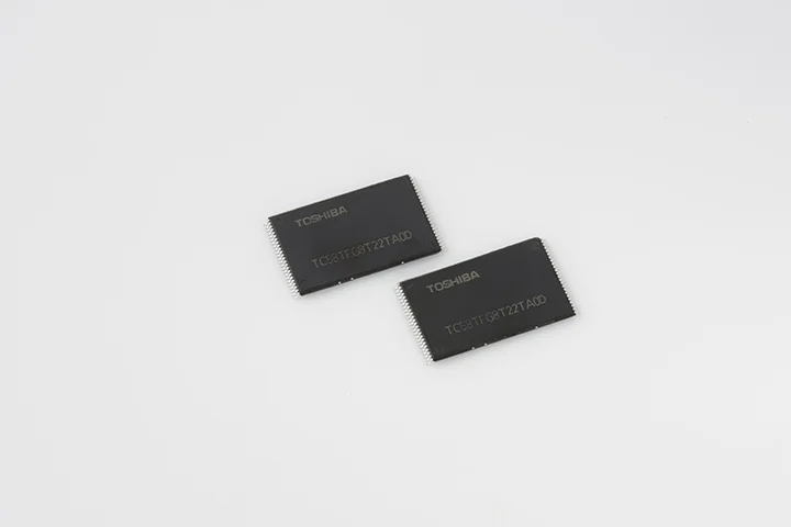 48層3次元フラッシュメモリ BiCS FLASH 256Gb TLC