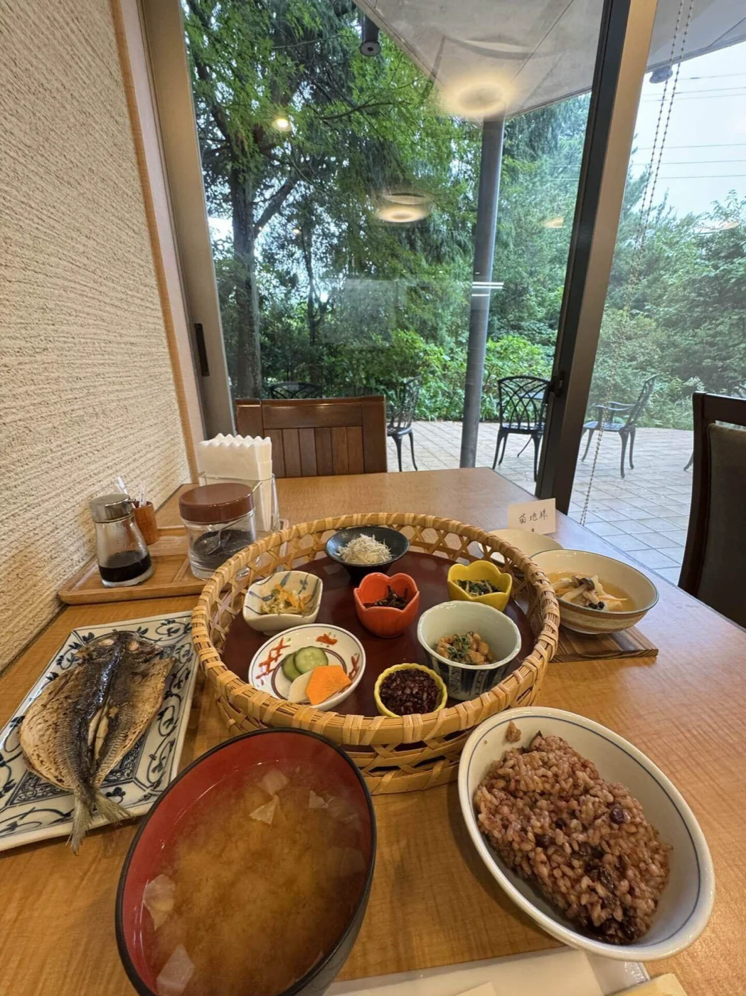 自然の恵みを凝縮した朝食